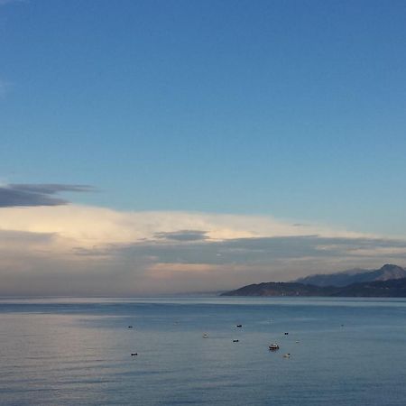 Hotel Lastres Miramar Esterno foto